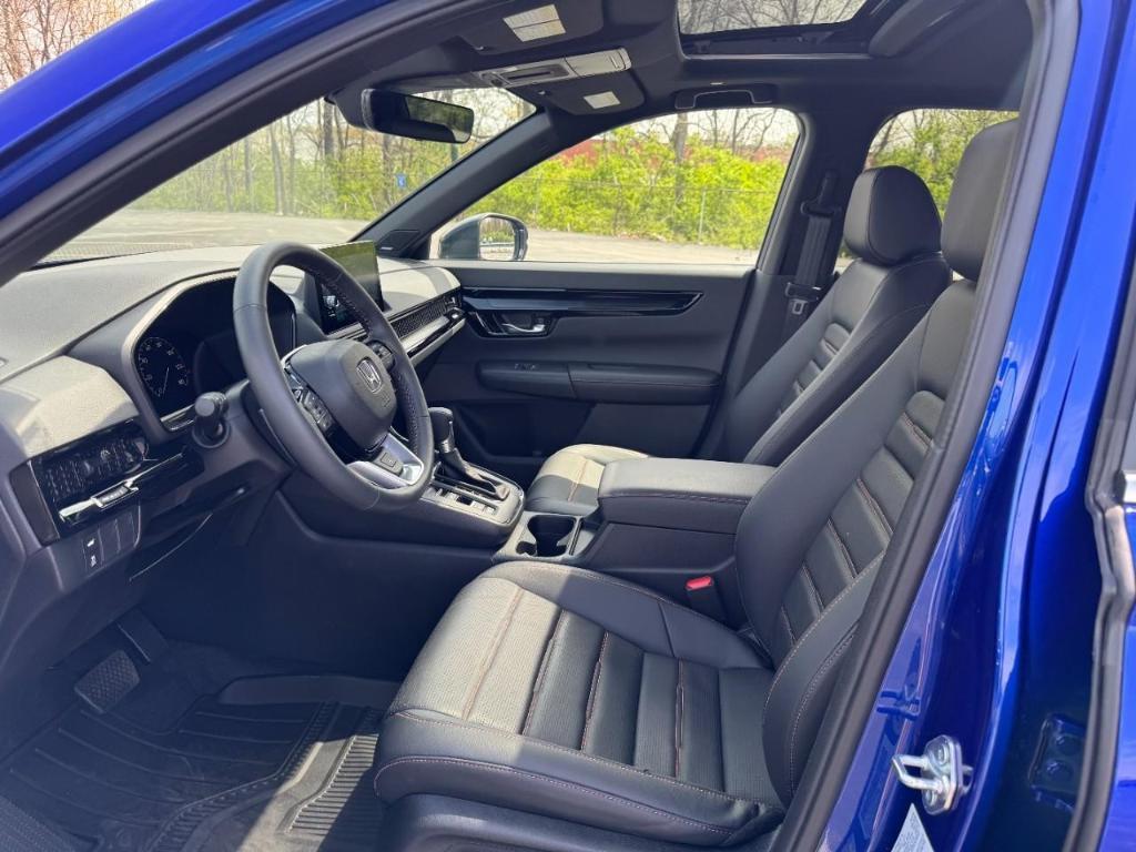 used 2024 Honda CR-V Hybrid car, priced at $39,628