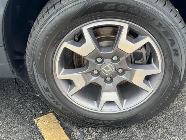 used 2022 Honda Passport car, priced at $31,204