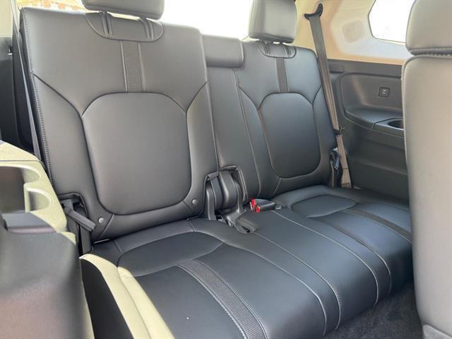 used 2025 Honda Pilot car, priced at $46,401