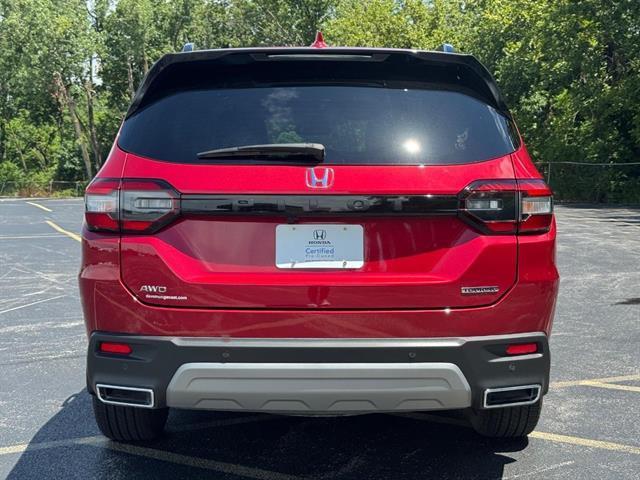 used 2025 Honda Pilot car, priced at $46,401