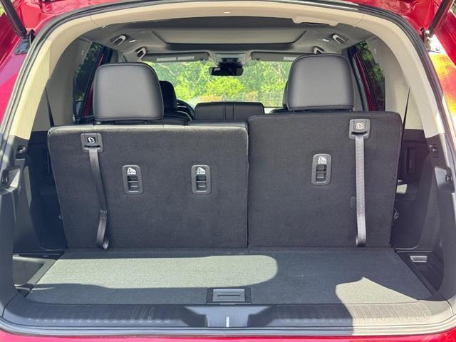 used 2025 Honda Pilot car, priced at $46,401