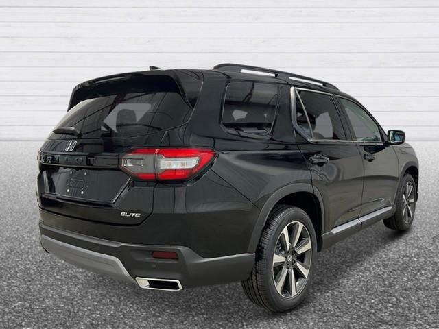 new 2025 Honda Pilot car, priced at $54,530