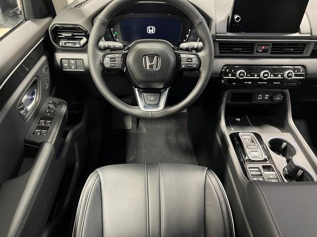 new 2025 Honda Pilot car, priced at $55,715