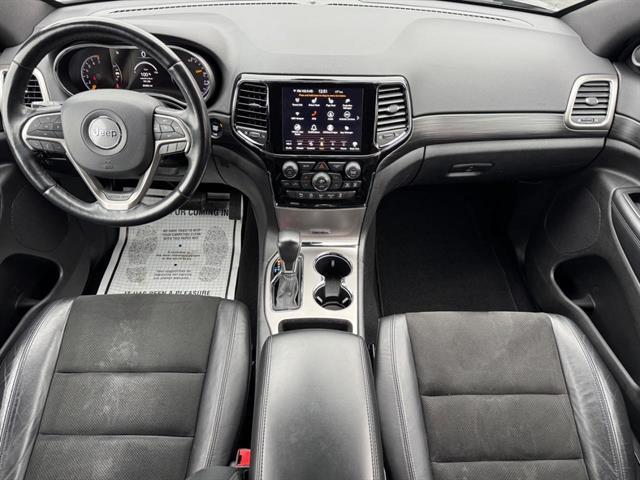 used 2020 Jeep Grand Cherokee car, priced at $28,394