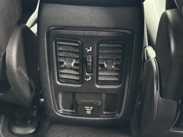 used 2020 Jeep Grand Cherokee car, priced at $28,394