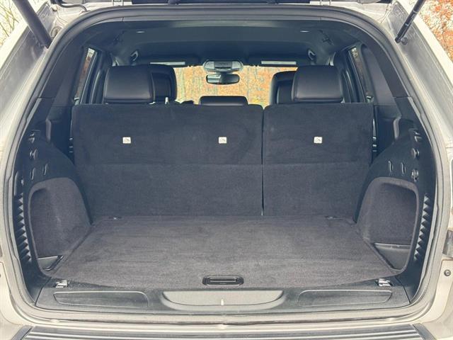 used 2020 Jeep Grand Cherokee car, priced at $28,394