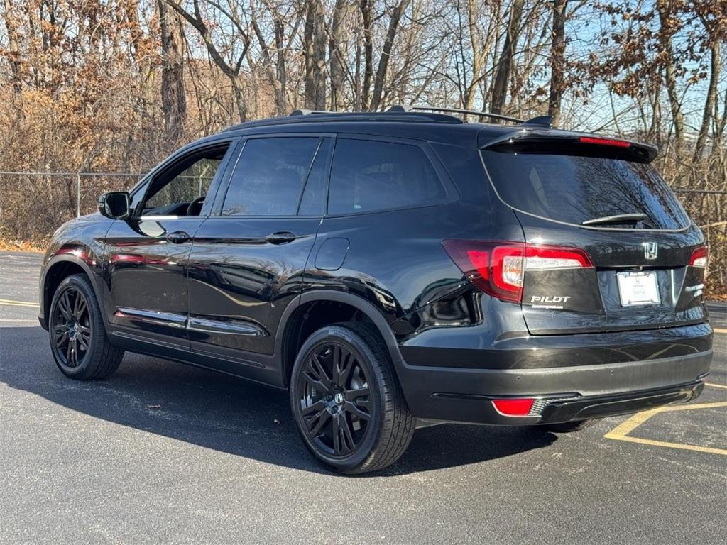 used 2022 Honda Pilot car, priced at $34,950