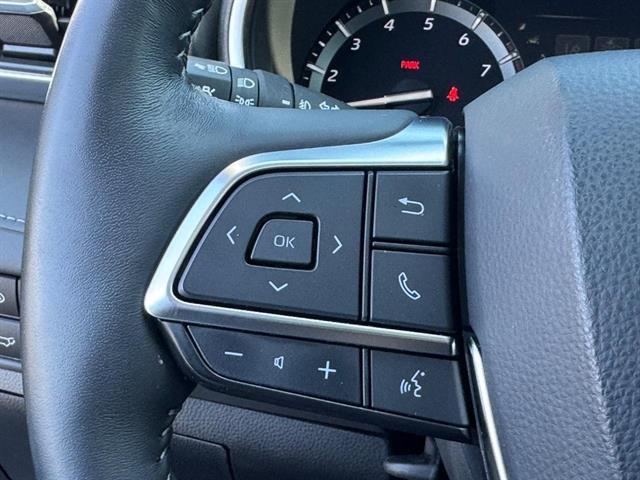 used 2021 Toyota Highlander car, priced at $37,501