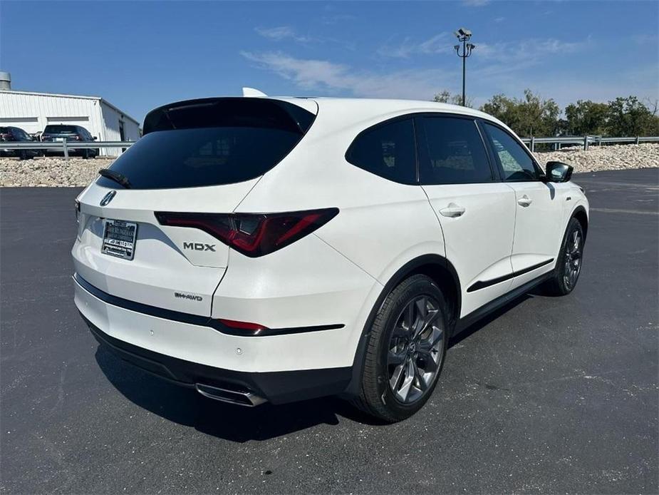 used 2022 Acura MDX car, priced at $42,901