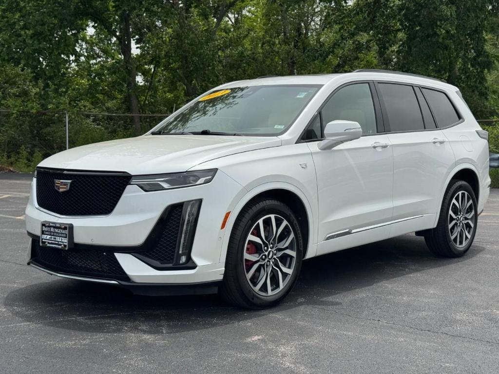used 2023 Cadillac XT6 car, priced at $44,324