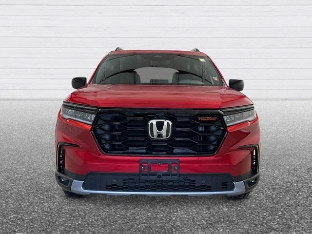 new 2025 Honda Pilot car, priced at $52,035