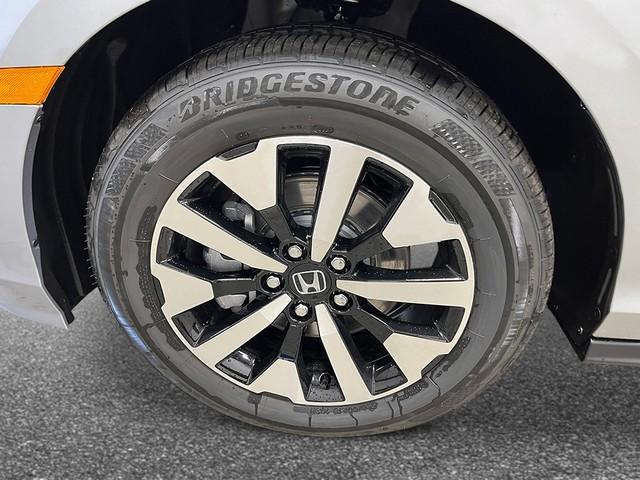 new 2026 Honda Odyssey car, priced at $44,290