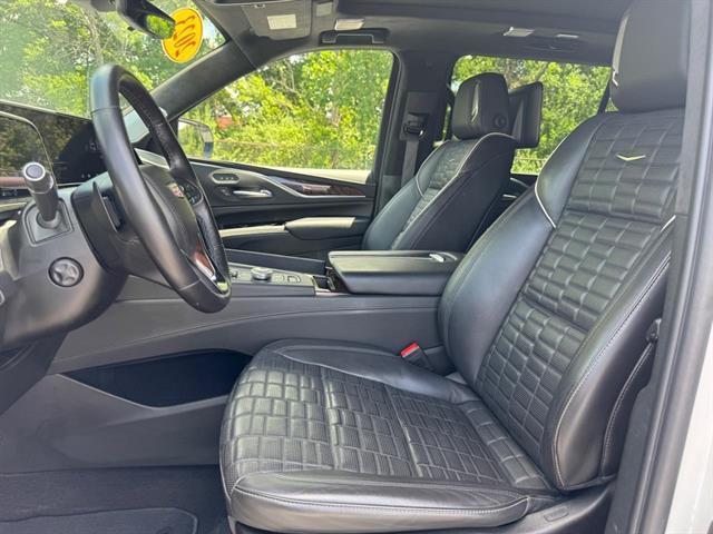 used 2023 Cadillac Escalade ESV car, priced at $77,898