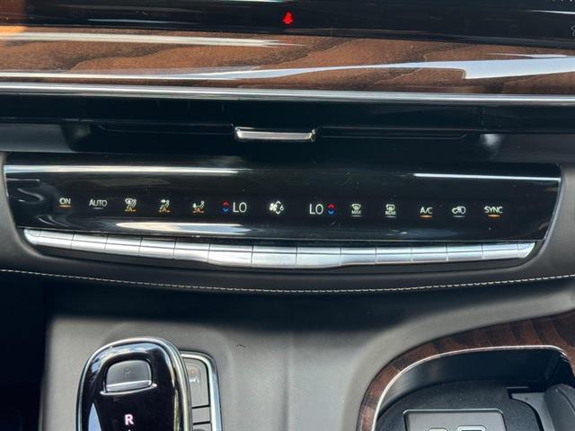 used 2023 Cadillac Escalade ESV car, priced at $77,898