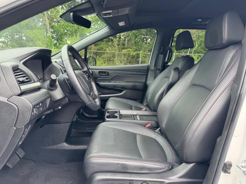 used 2023 Honda Odyssey car, priced at $38,594
