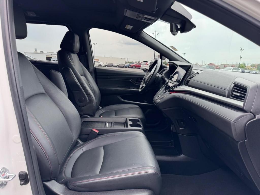 used 2023 Honda Odyssey car, priced at $38,594