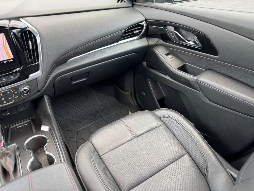 used 2022 Chevrolet Traverse car, priced at $34,216