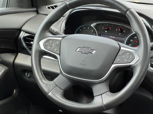 used 2022 Chevrolet Traverse car, priced at $29,701