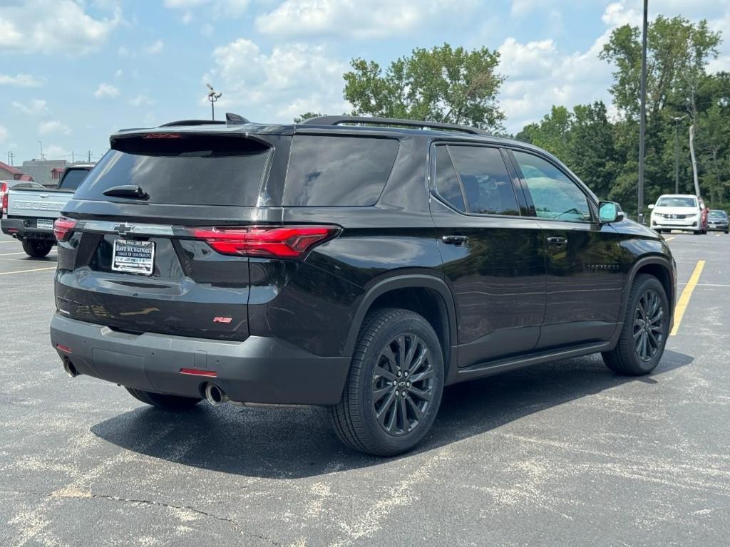 used 2022 Chevrolet Traverse car, priced at $34,216