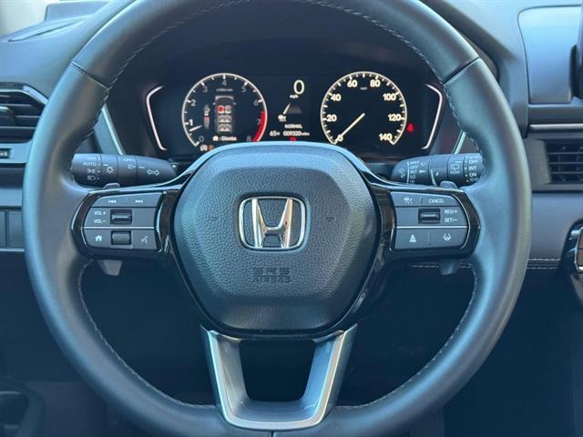 used 2025 Honda Pilot car, priced at $46,987