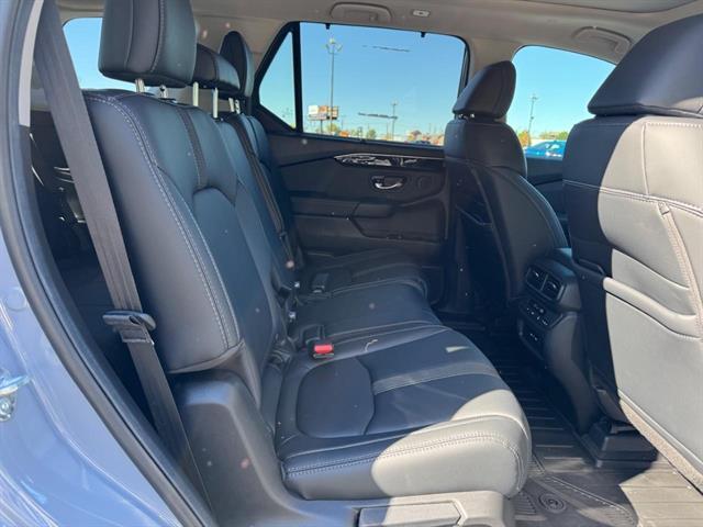 used 2025 Honda Pilot car, priced at $46,987