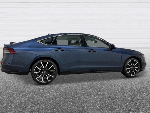 new 2025 Honda Accord Hybrid car, priced at $40,495