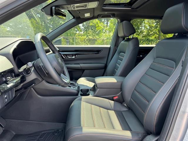 used 2024 Honda CR-V Hybrid car, priced at $39,999