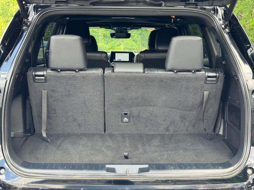 used 2024 Toyota Highlander car, priced at $44,920