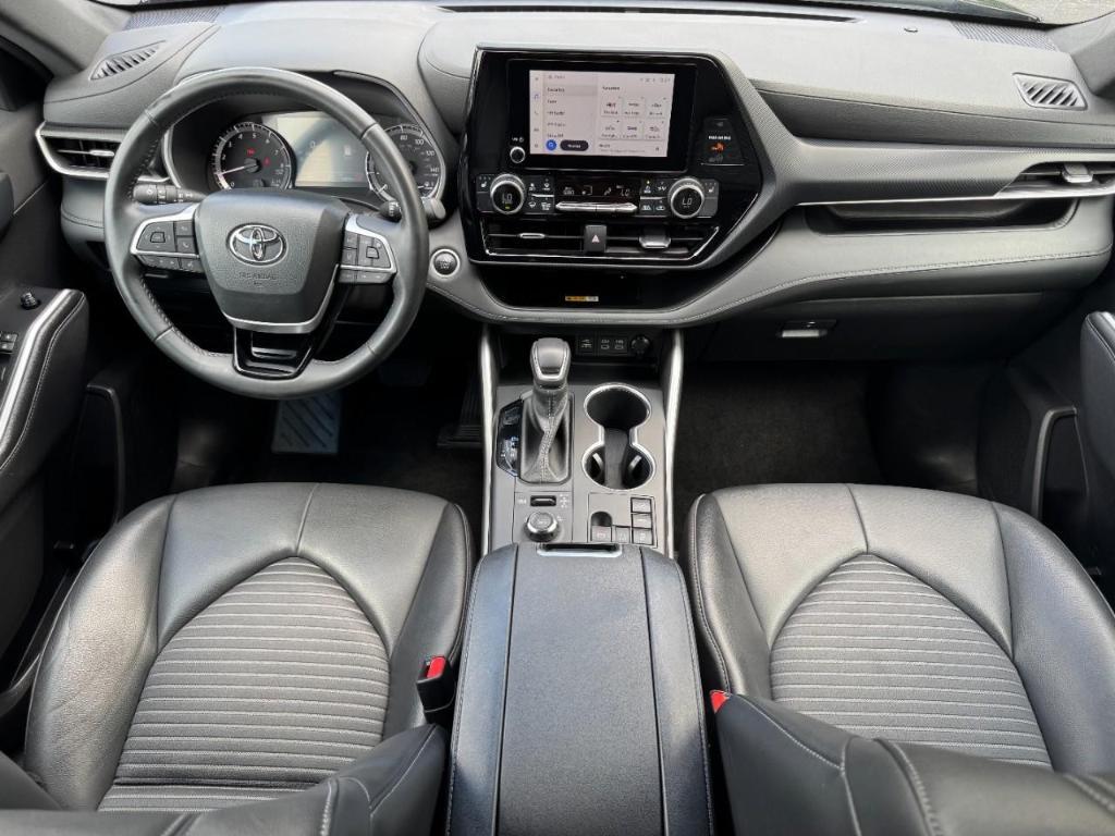 used 2024 Toyota Highlander car, priced at $44,920