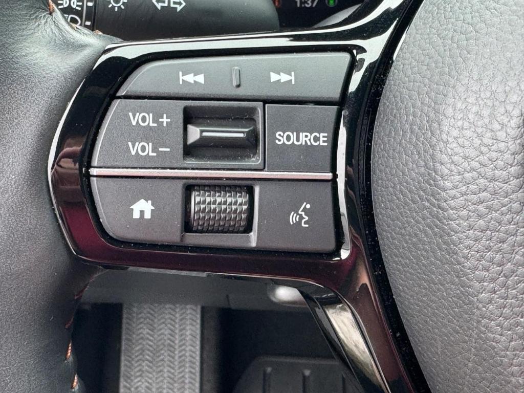 used 2025 Honda HR-V car, priced at $28,362