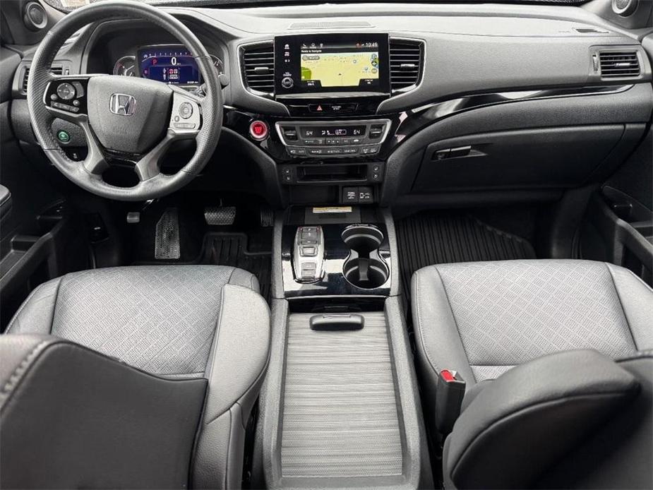 used 2022 Honda Passport car, priced at $33,999