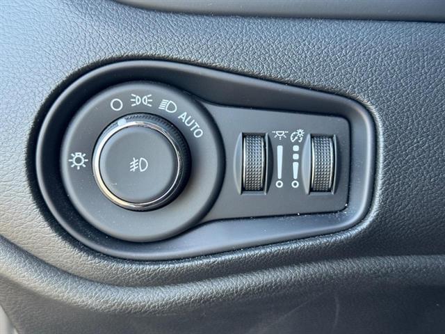 used 2022 Jeep Renegade car, priced at $23,599