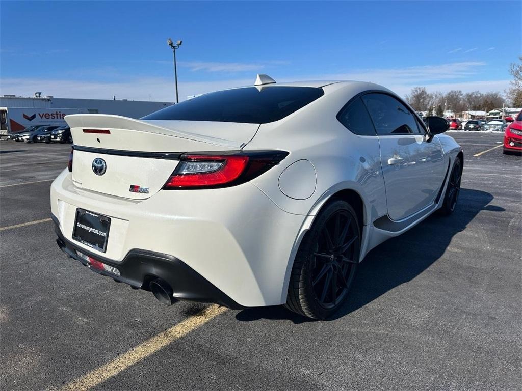 used 2023 Toyota GR86 car, priced at $30,819