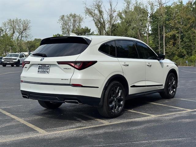 used 2022 Acura MDX car, priced at $38,569