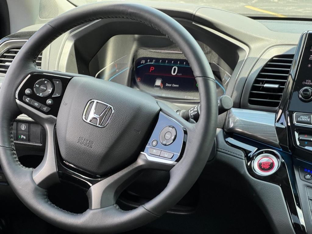 used 2024 Honda Odyssey car, priced at $47,620