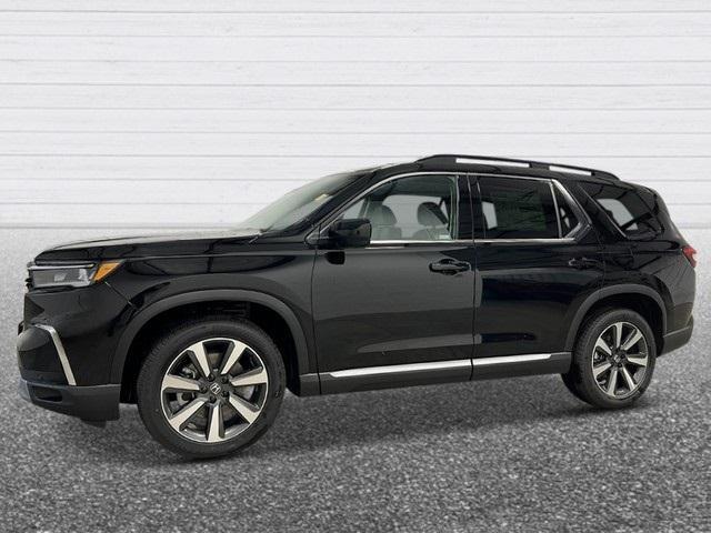 new 2025 Honda Pilot car, priced at $50,995