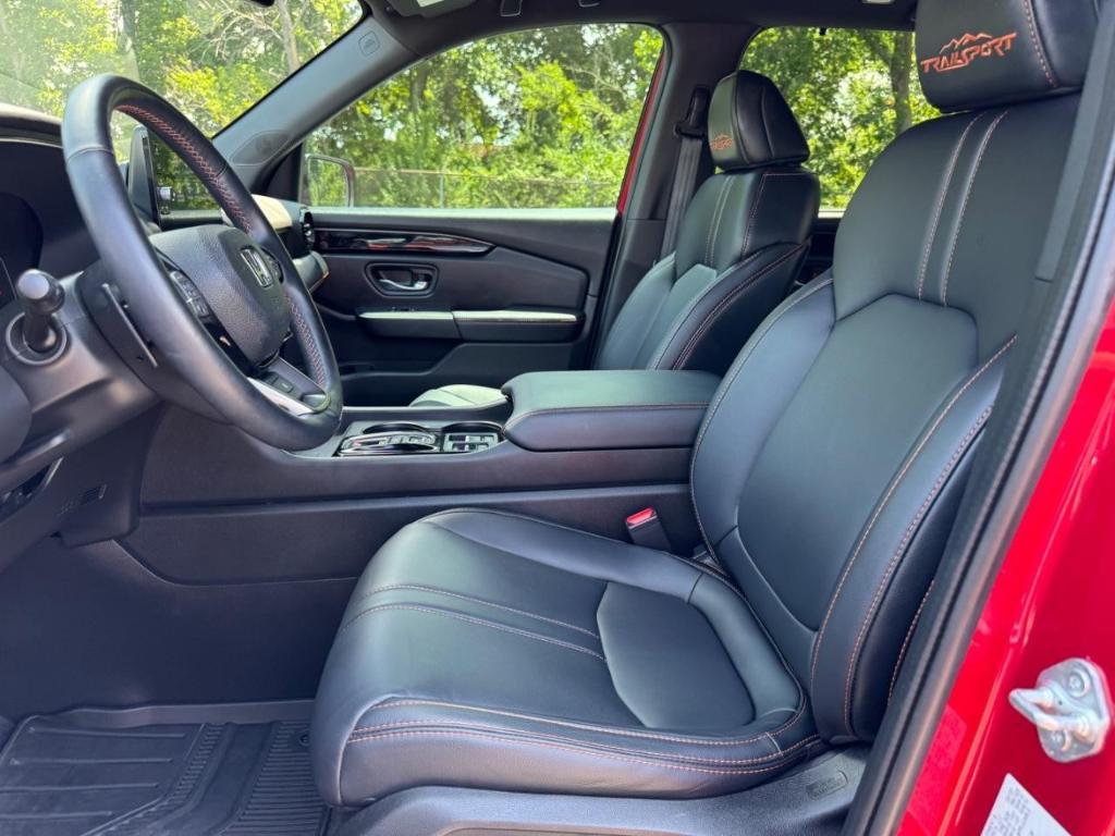 used 2023 Honda Pilot car, priced at $40,915