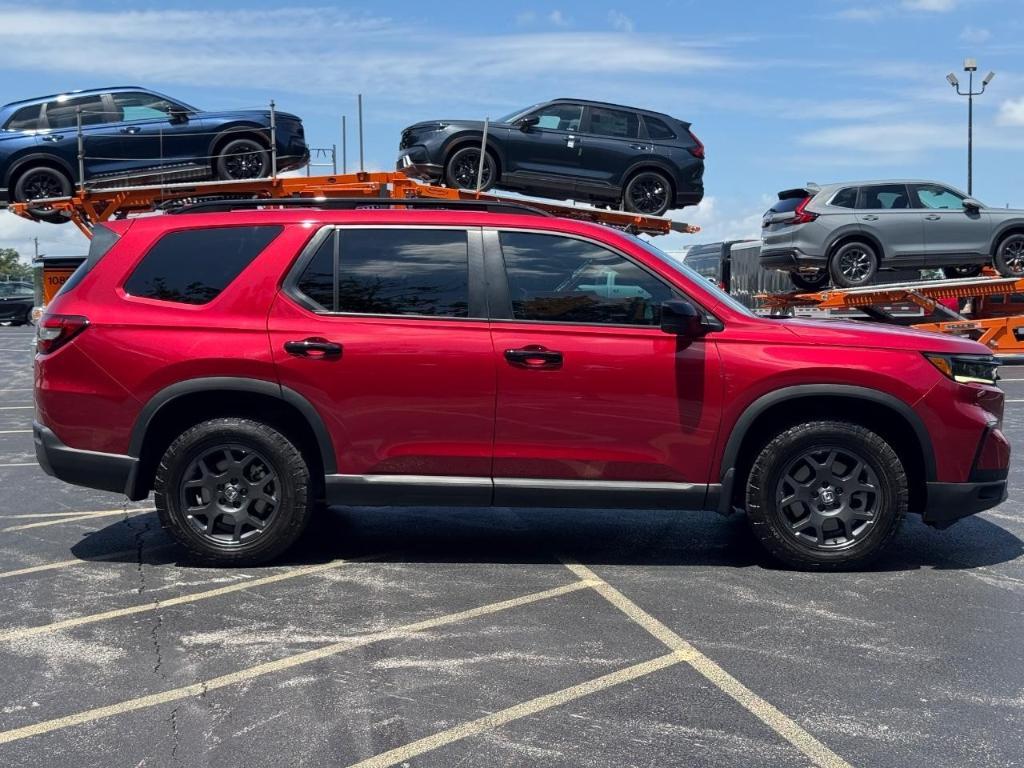 used 2023 Honda Pilot car, priced at $40,915