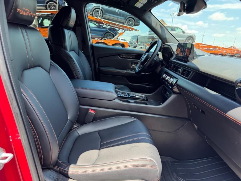 used 2023 Honda Pilot car, priced at $40,915