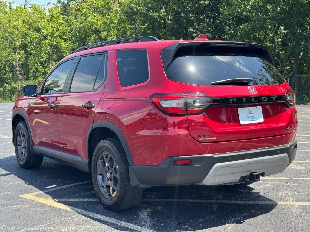 used 2023 Honda Pilot car, priced at $40,915