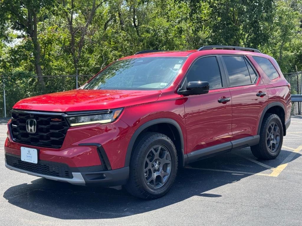 used 2023 Honda Pilot car, priced at $40,915