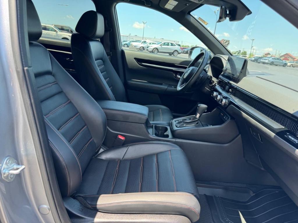 used 2023 Honda CR-V Hybrid car, priced at $37,406