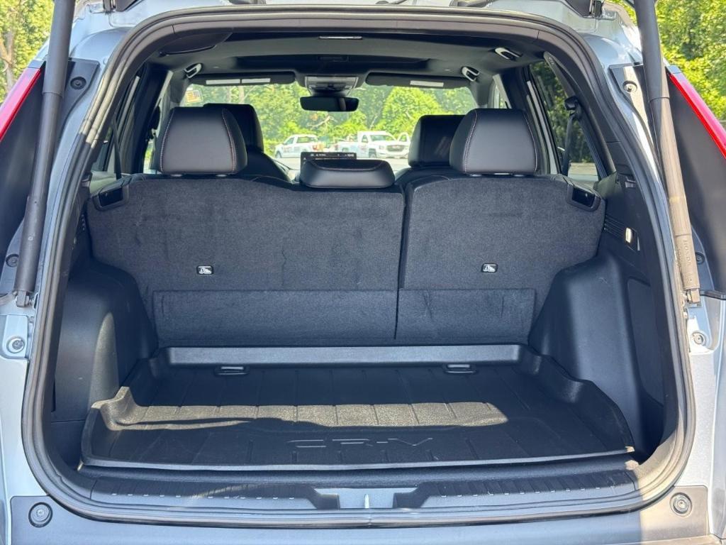 used 2023 Honda CR-V Hybrid car, priced at $37,406