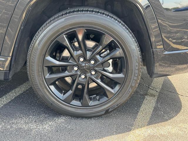 used 2023 Jeep Grand Cherokee L car, priced at $38,522