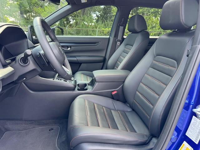 used 2024 Honda CR-V Hybrid car, priced at $36,724