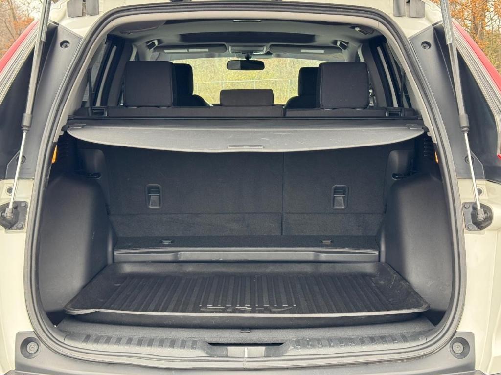 used 2022 Honda CR-V car, priced at $27,999