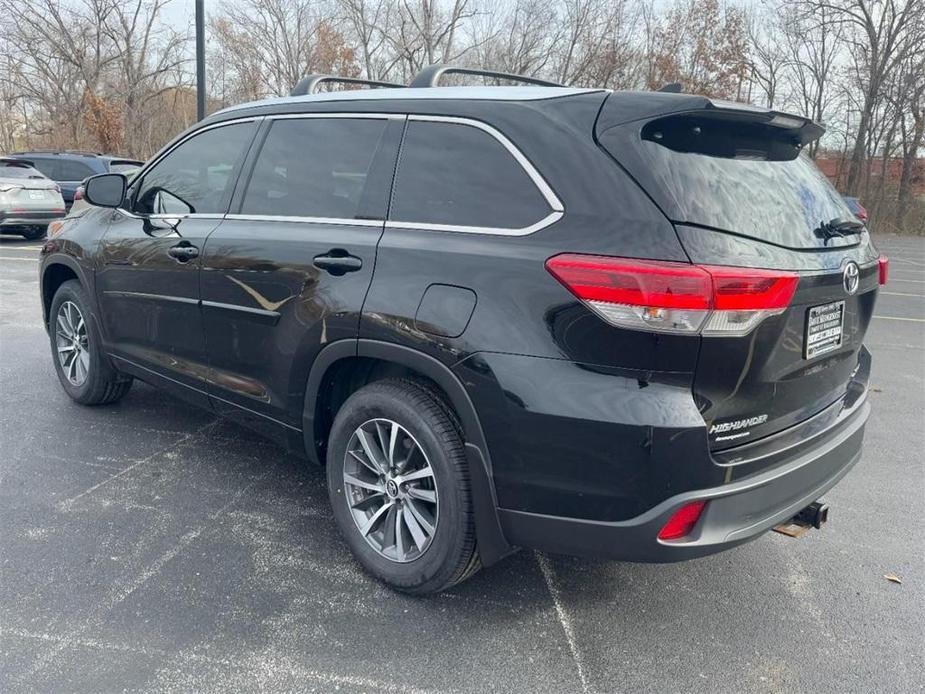 used 2017 Toyota Highlander car, priced at $22,589