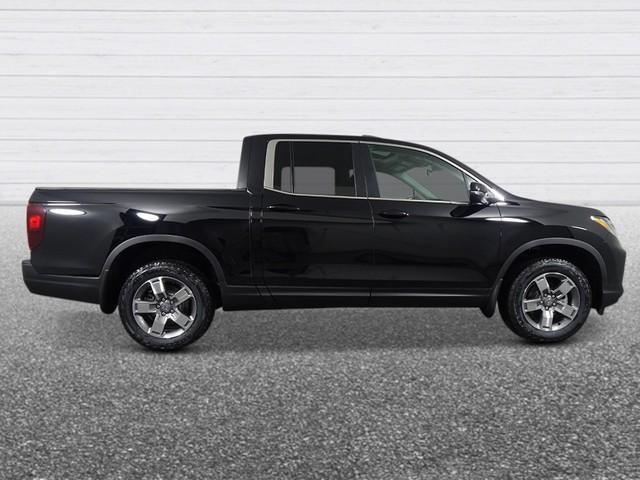 new 2025 Honda Ridgeline car, priced at $42,930