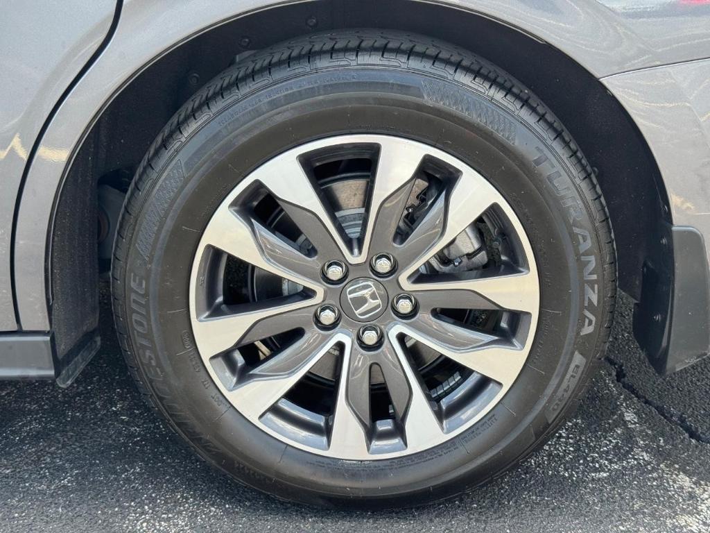 used 2023 Honda Odyssey car, priced at $40,390