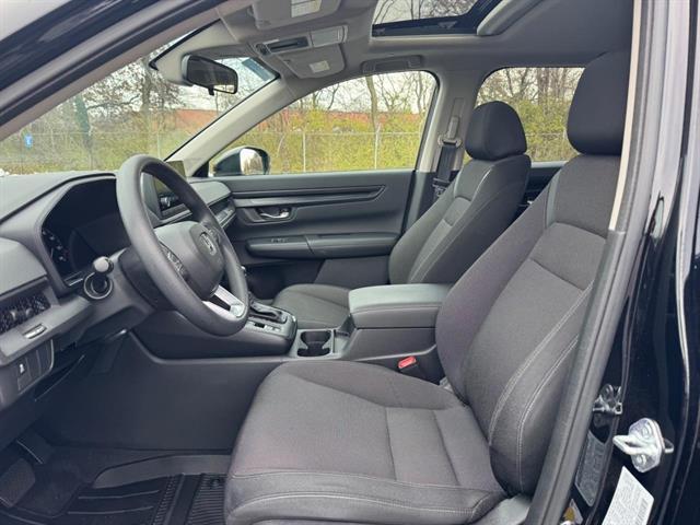 used 2023 Honda CR-V car, priced at $30,992